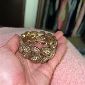 Elegant Gold Leaf Bracelet